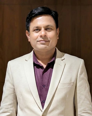 Sandeep Patel, Financial Consultant & Builder